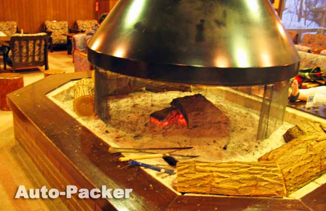 湯けむり館　薪ストーブ