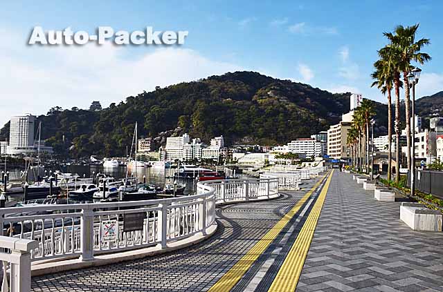 車中泊で行く 熱海の楽しみ方は オールド ニュー クルマ旅のプロが解説