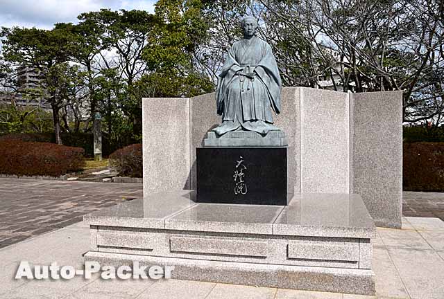 篤姫　銅像