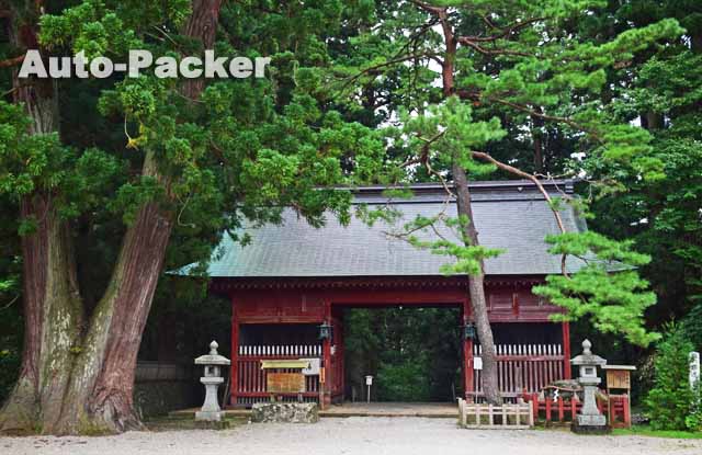 羽黒山　随神門