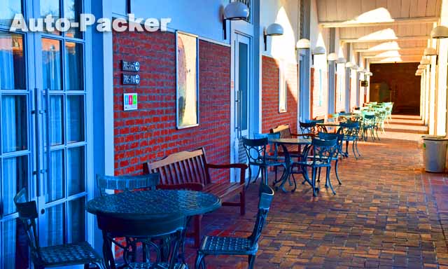 倉敷アイビースクエア