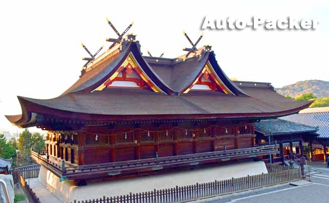 吉備津神社　本殿・拝殿